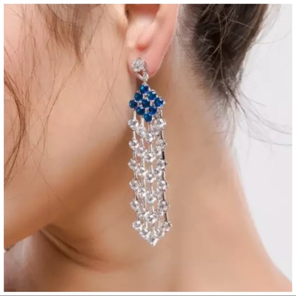 Swarovski Crystals The Zarynnah Long Earrings - Picture 6 of 7